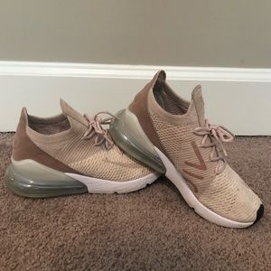 Nike W Air Max 270 Flyknit